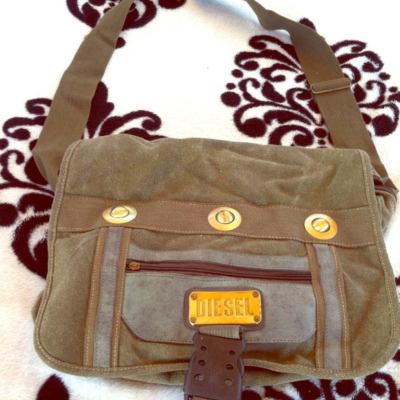 💥SLASH SALE💥Diesel bag