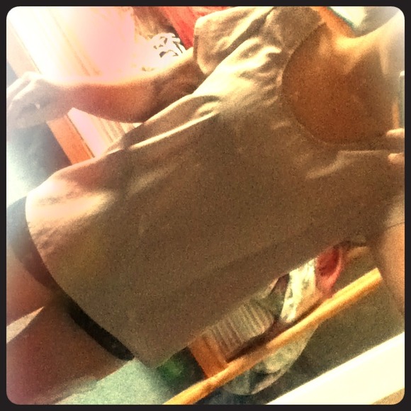 Cute plain flowy shirt