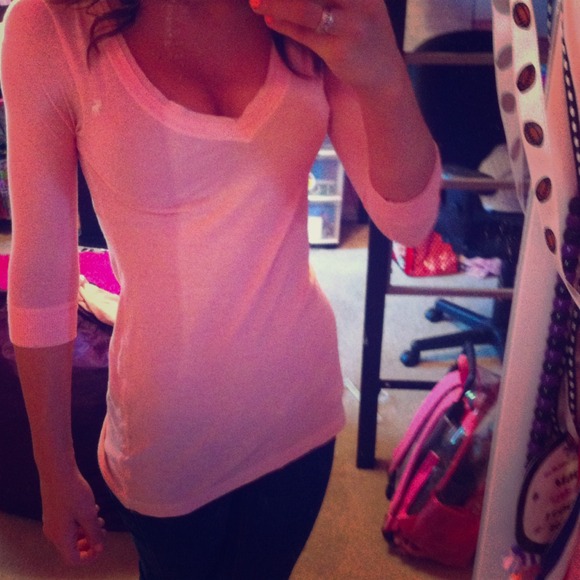 3/4 sleeve Abercrombie sweater!