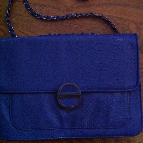 💝SOLD💝🎉SALE🎉NWOT-Electric Blue Purse - Picture 2 of 4