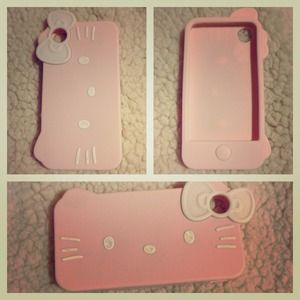 🚫Traded🚫Hello Kitty Iphone 4/4s Case