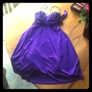 Purple silk diamond scattered bust