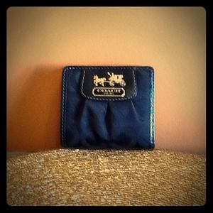 ✨REDUCED✨ Authentic Coach Wallet