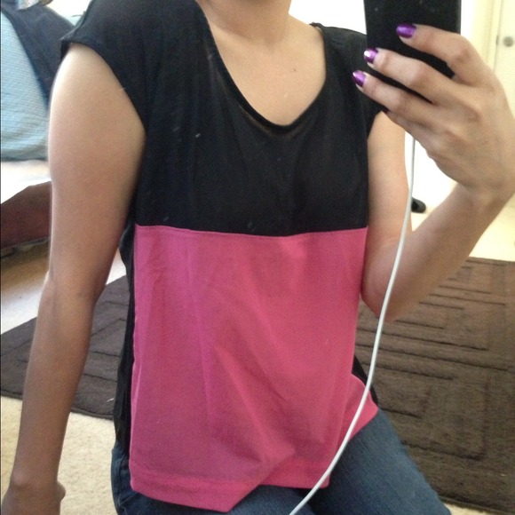 Color block top - Picture 3 of 4