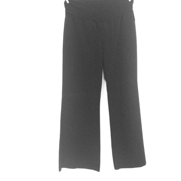 ⭐Just Reduced⭐Black Dress Pants w/ stretchy waist
