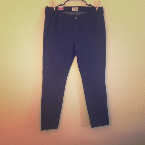 ⭐Just Reduced⭐Skinny Fit Jeans- New, w/ tag