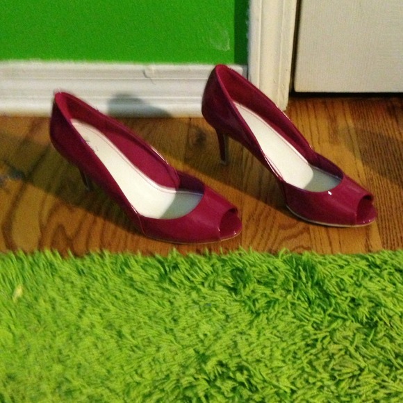 3 inches, peep toe