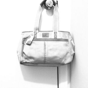 Just Reduced!!! Coach shoulder bag