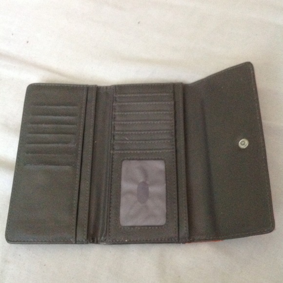 Wallet - Picture 2 of 3
