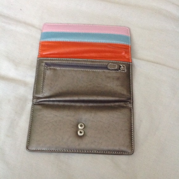 Wallet - Picture 3 of 3