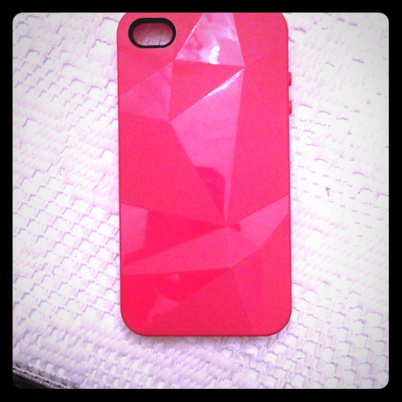 TRADED***iPhone 4 geometric phone case by SPECK