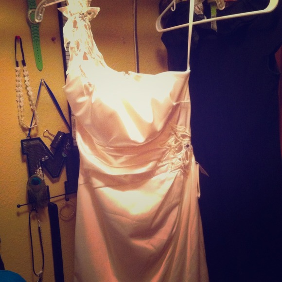 White homecoming dress!!! Never been worn