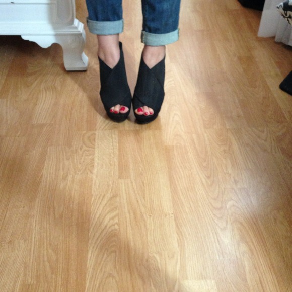 💥SOLD💥Black Jessica Simpson black heels
