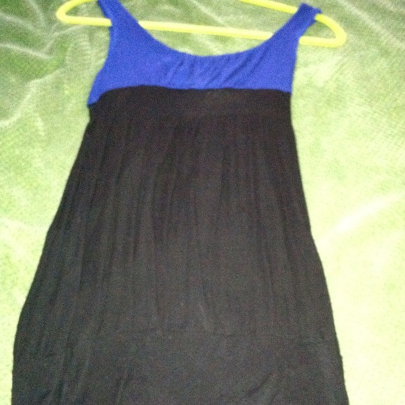 Dress - Picture 1 of 2