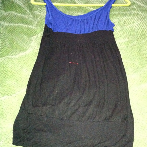 Dress - Picture 2 of 2