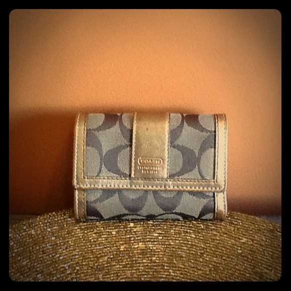 Authentic Coach Wallet