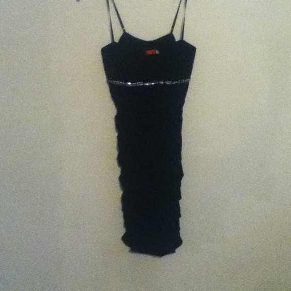 🎀TRADED🎀 Ruby Rox slender fitting cocktail dress