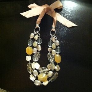 ✋Hold bundle✋and black earrings