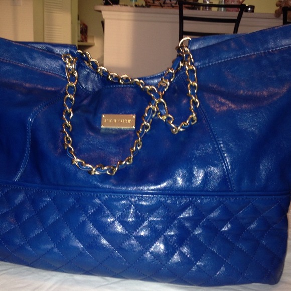 ! On hold for Deri! Reduced!!! Steve Madden Bag