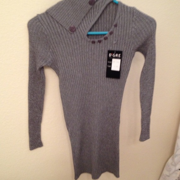 Tops - BUNDLE Gray turtle - neck top & summer dress