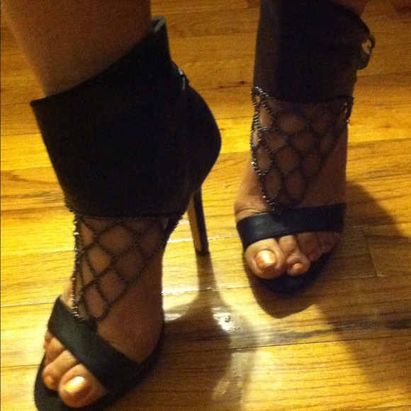 Reduced🎉🎉Sexy baby phat heels