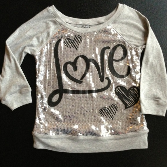 🔴SOLD🔴Justice Sequin LOVE top