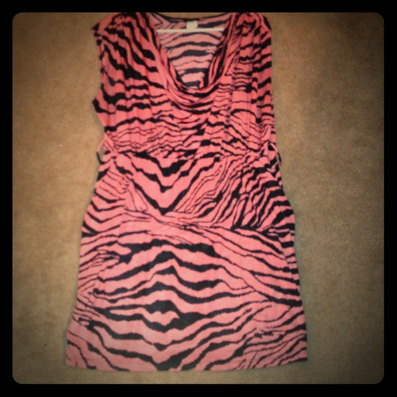 🚫SOLD🚫Coral zebra print dress/shirt