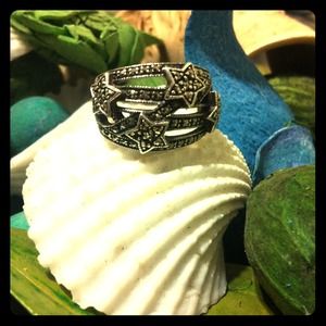 Sterling Silver Retro Style Ring with Stars!
