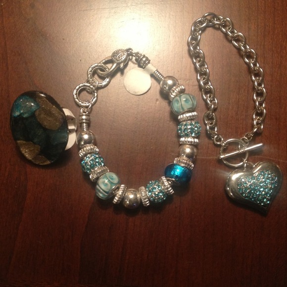 Jewelry - ⛔⛔SOLD⛔⛔🎀3 for one🎀