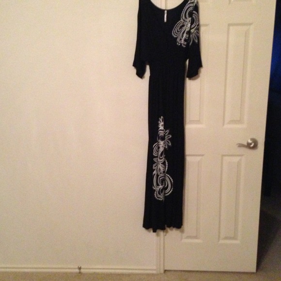 Black and white kimono dress