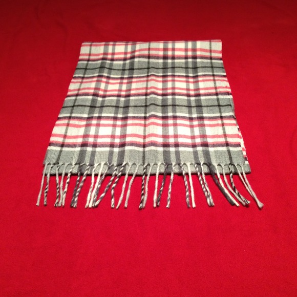 Plaid scarf