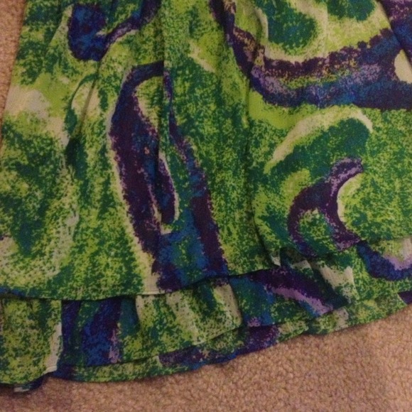 ✂Reduced✂Green and Purple skirt. Never been worn - Picture 3 of 3