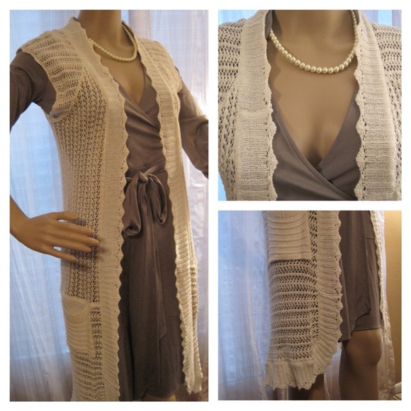 ♦♦SOLD♦♦Elegant Crochet Dress Vest