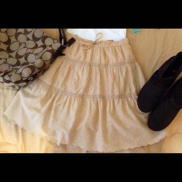 Forever 21 Skirt size 4 - Picture 2 of 4
