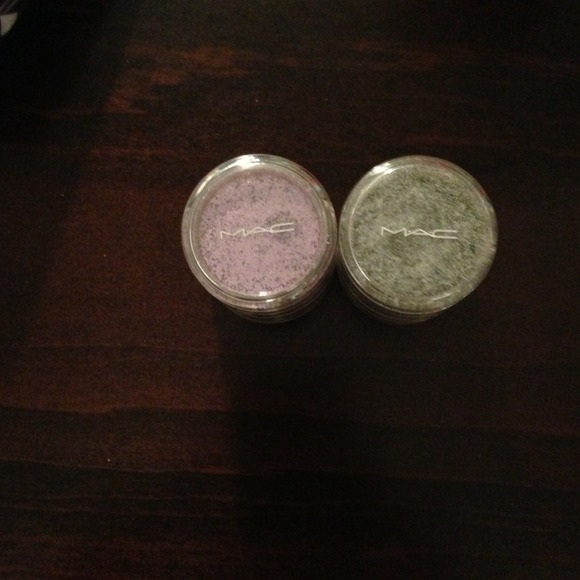 MAC eye shadow