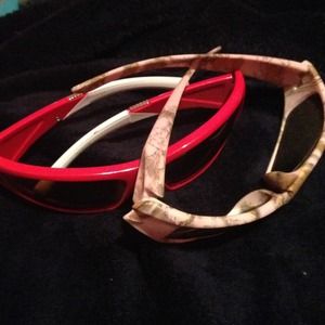 Pink/Camo and Red/white sun shades bundle
