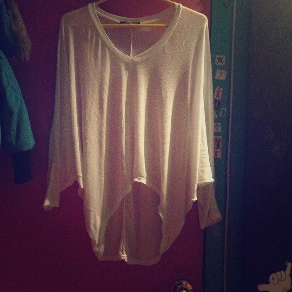 Brandy Melville shirt