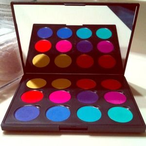 🚫SOLD!!! Coastal Scents Make-up palette!🚫