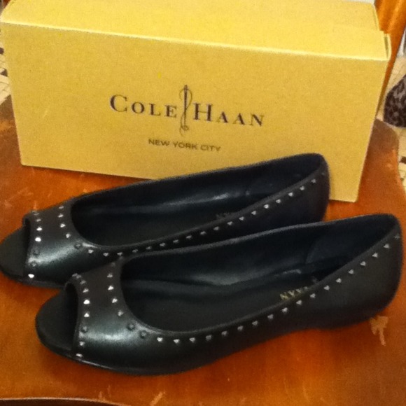 Cole Haan studded black open toe flats - Picture 1 of 4
