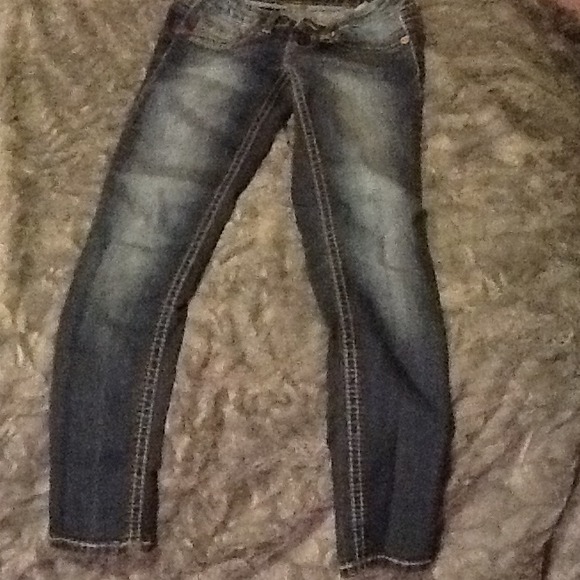 Skinnies. - Picture 2 of 2