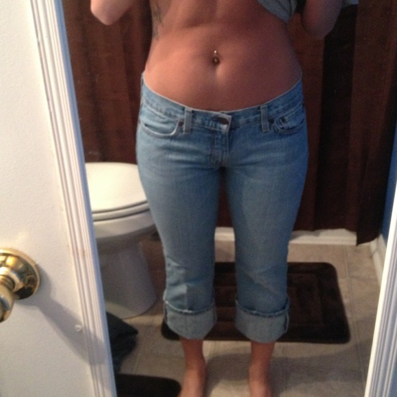 Abercrombie size 6 capris!