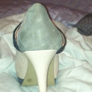 Jessica Simpson Peep Toe