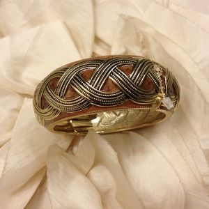 ✨Carmel Gold Braided Enamel Bracelet