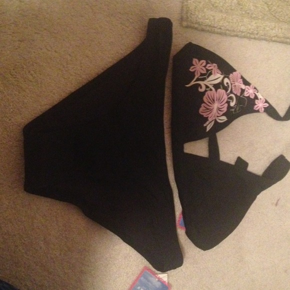 Bathing suit
