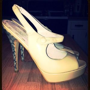 SOLD! Colin Stuart Peep Toe Heels.