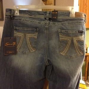 Seven jeans