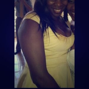 Sweet feminine classic Calvin Klein dress