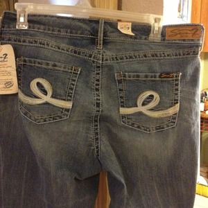 Seven jeans