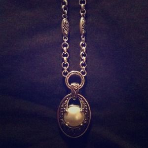 BUNDLE!! Brighton Reversible Necklace and shoes.