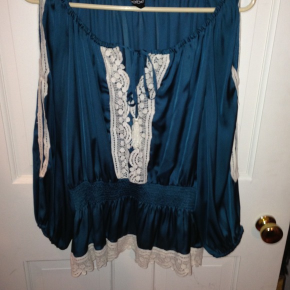 Blue-green lace top
